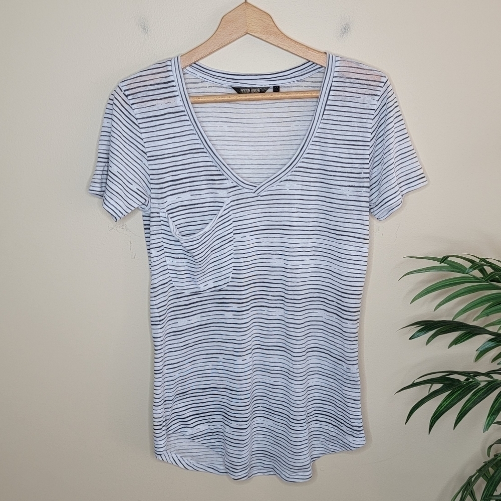 Peyton Jensen Dark Gray Striped Burnout V-neck Pocket Tee Size XS